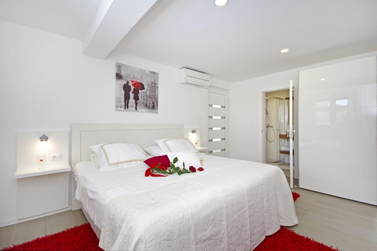 Villa Lucas Podstrana Bagian luar foto