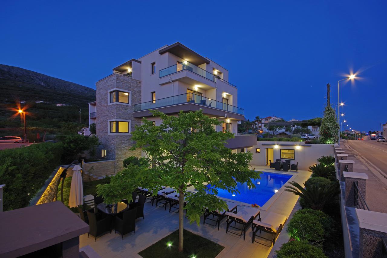 Villa Lucas Podstrana Bagian luar foto