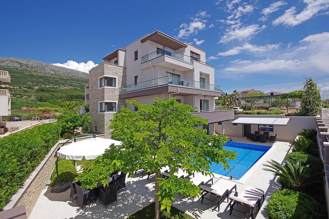 Villa Lucas Podstrana Bagian luar foto