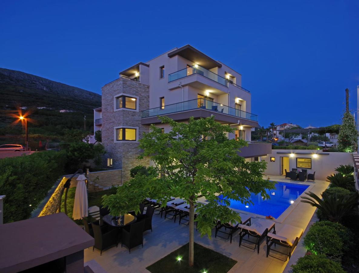 Villa Lucas Podstrana Bagian luar foto